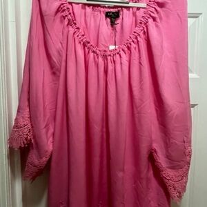 NWT Melissa Paige Top